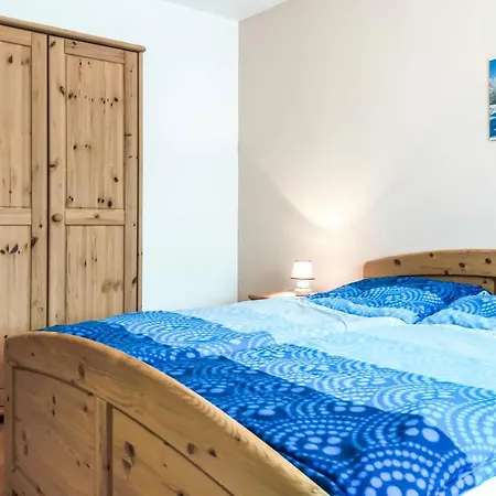 2 Bedroom Awesome In Burg-reuland * بورج ريولاند