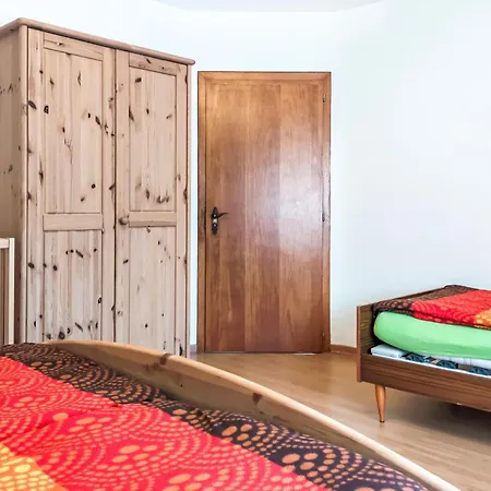 2 Bedroom Awesome In Burg-reuland * بورج ريولاند