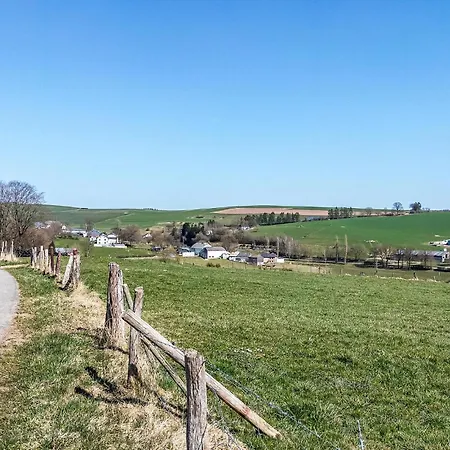 Сasa de vacaciones 2 Bedroom Awesome In Burg-reuland